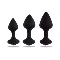 Coffin Bibi: 3 elegant butt plugs - Feelztoys (€24.69) | Poppers Express